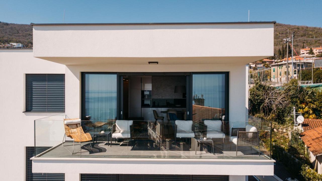 Luxury Apartment Iris Adriatica ***** Opatija Buitenkant foto