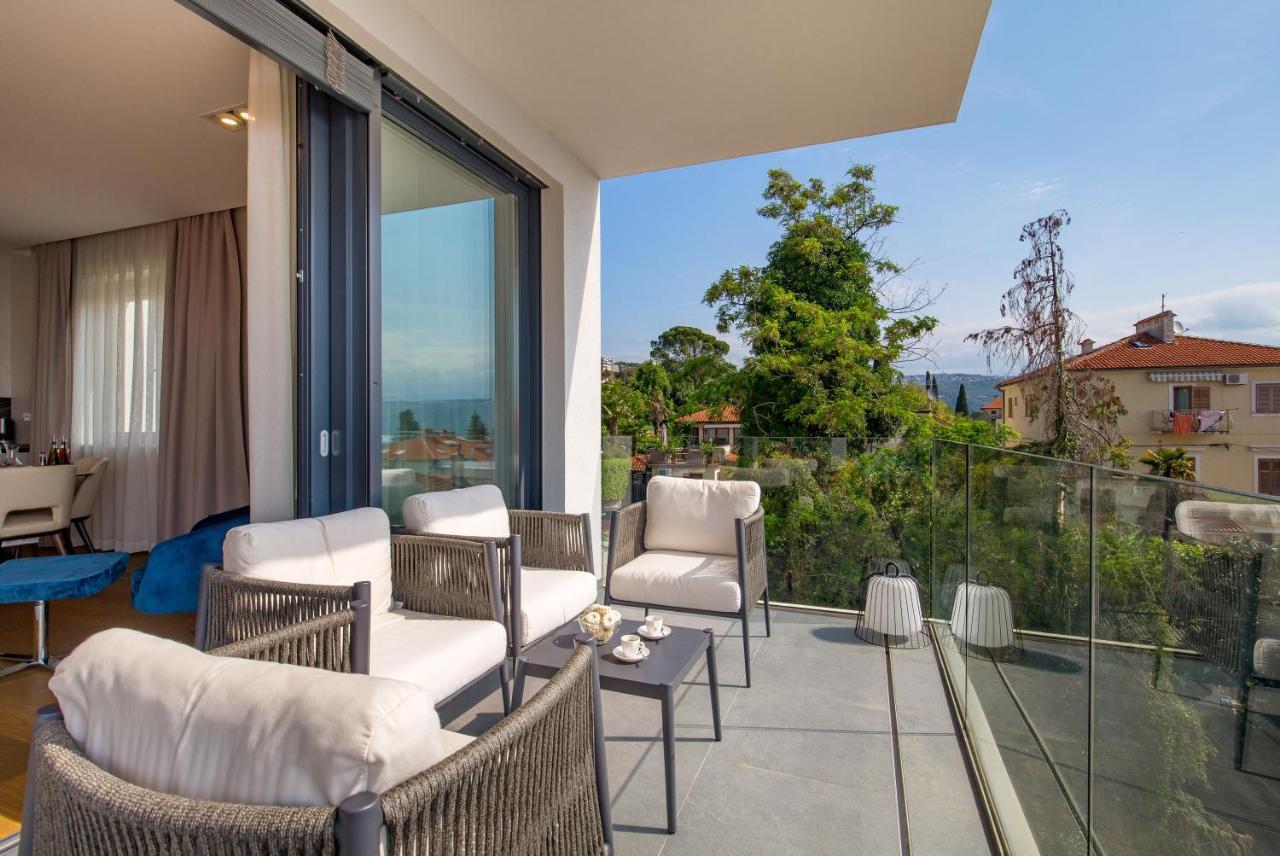 Luxury Apartment Iris Adriatica ***** Opatija Buitenkant foto