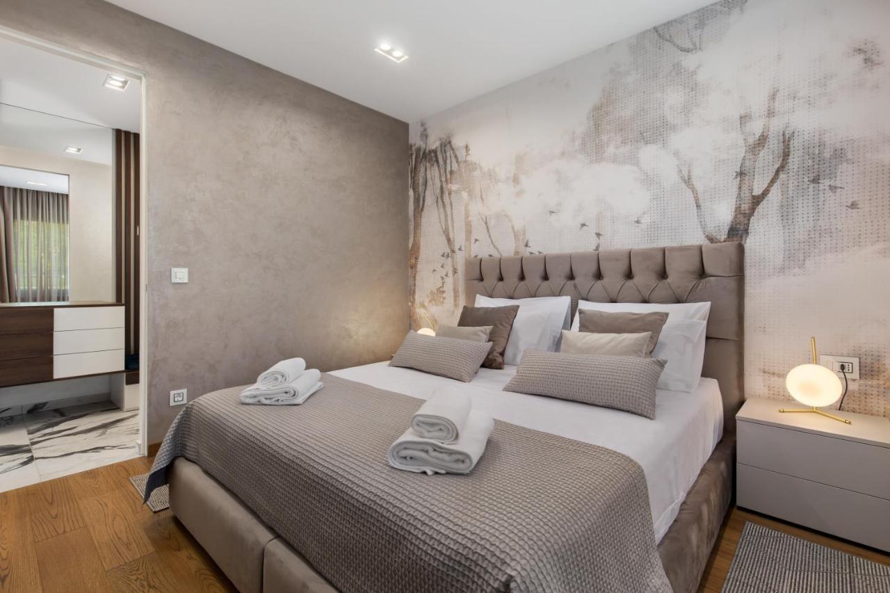 Luxury Apartment Iris Adriatica ***** Opatija Buitenkant foto